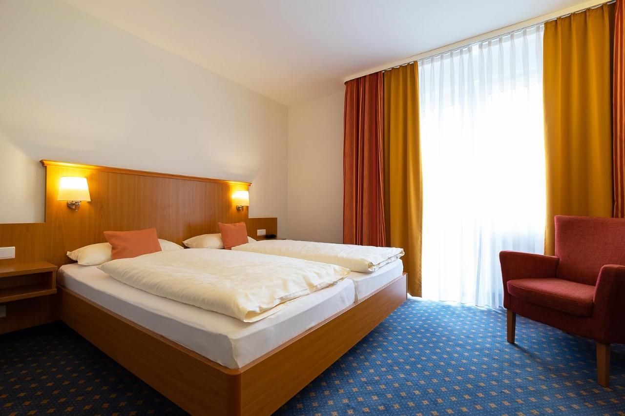 Hotel Am Steinberg Хильдесхайм Экстерьер фото
